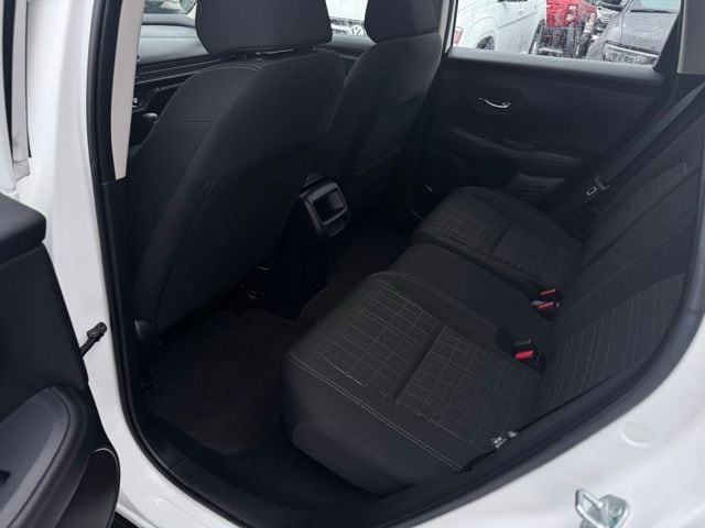 2023 HONDA HR-V - Image 19