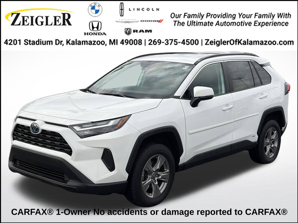 2024 Toyota RAV4 LE