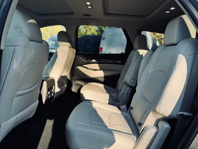 2023 BUICK ENCLAVE - Image 17