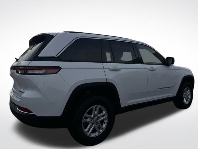 2023 JEEP GRAND CHEROKEE - Image 5