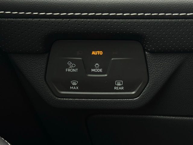 2025 VOLKSWAGEN ATLAS CROSS SPORT - Image 29