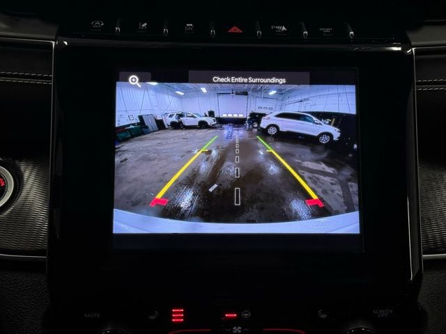 2023 JEEP GRAND CHEROKEE - Image 34