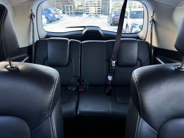 2016 INFINITI QX80 - Image 22