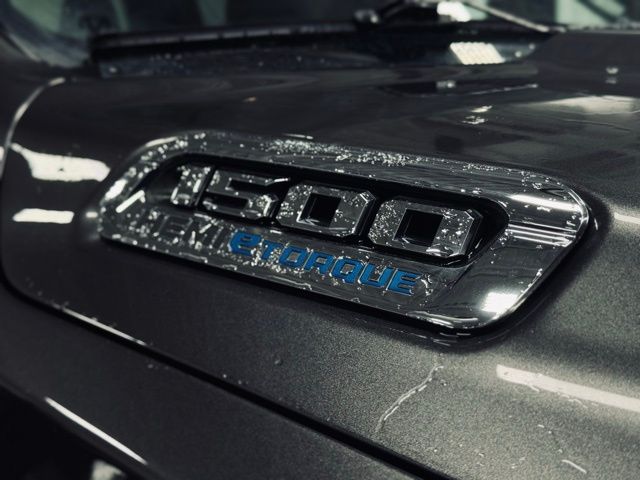 2023 RAM 1500 - Image 6