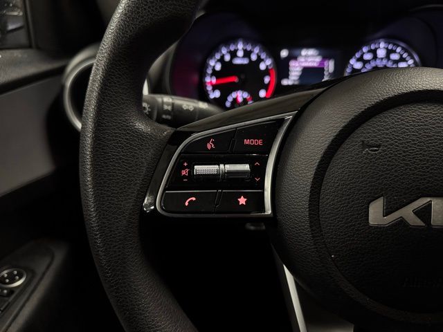 2024 KIA FORTE - Image 22