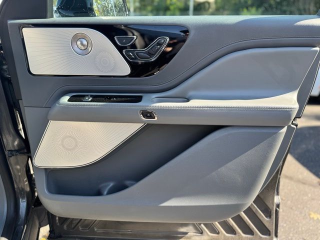 2020 LINCOLN AVIATOR - Image 13