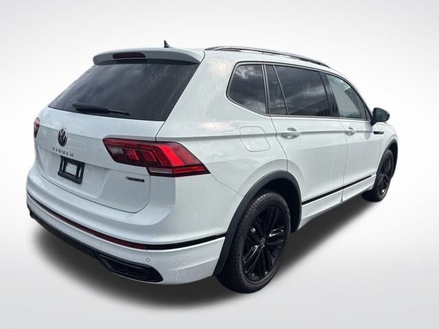2022 Volkswagen Tiguan SE R-Line Black photo 4