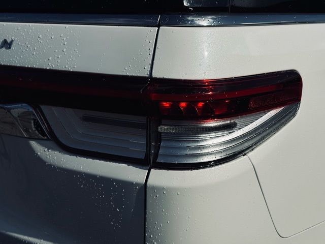 2024 LINCOLN NAVIGATOR L - Image 7