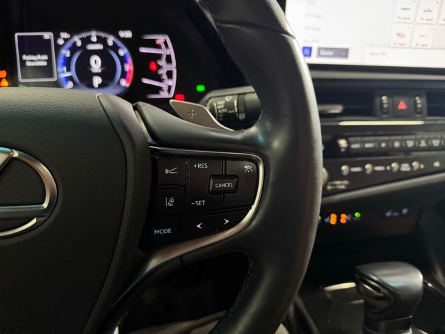 2023 LEXUS ES - Image 28