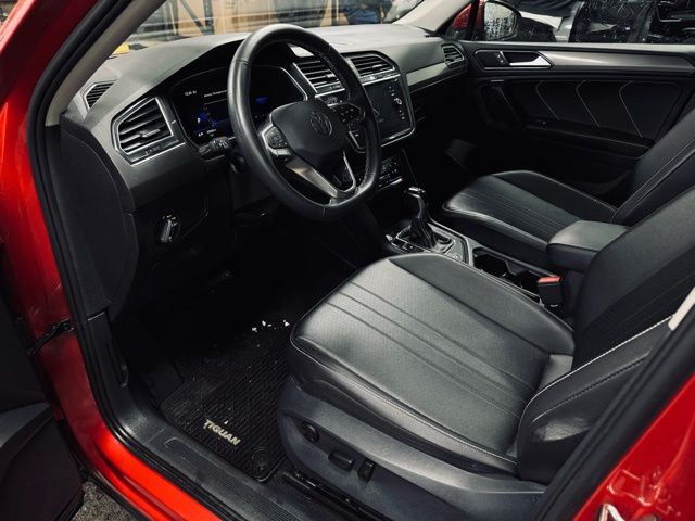 2022 VOLKSWAGEN TIGUAN - Image 16