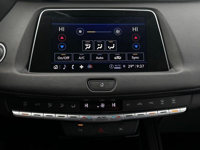 2023 CADILLAC XT4 - Image 30