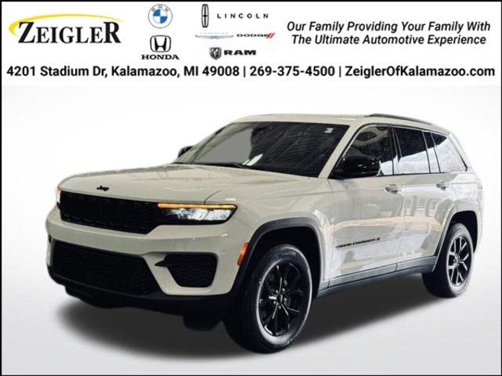 Used 2025 Jeep Grand Cherokee Laredo SUV