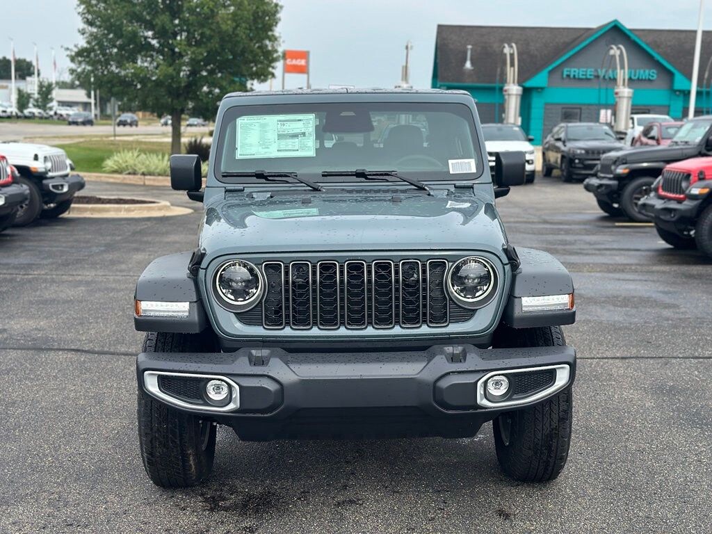 New 2026 Jeep Gladiator Sport Truck Crew Cab