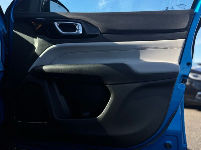 2022 JEEP COMPASS - Image 17