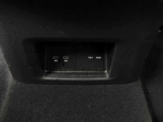 2025 VOLKSWAGEN ATLAS CROSS SPORT - Image 21