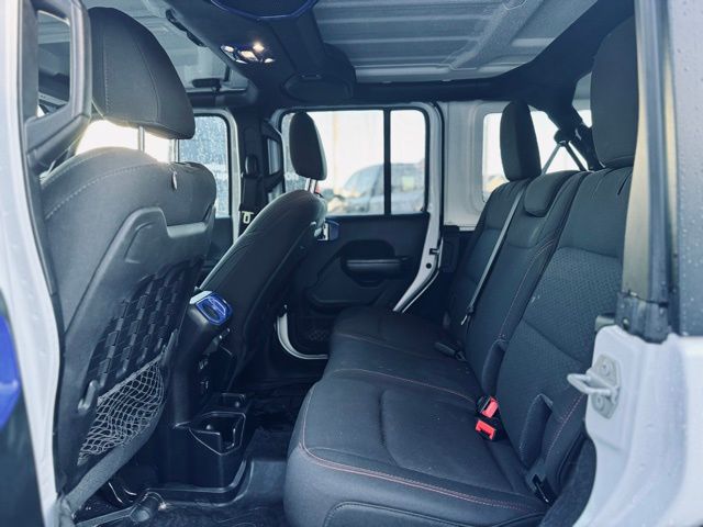 2020 JEEP WRANGLER - Image 18