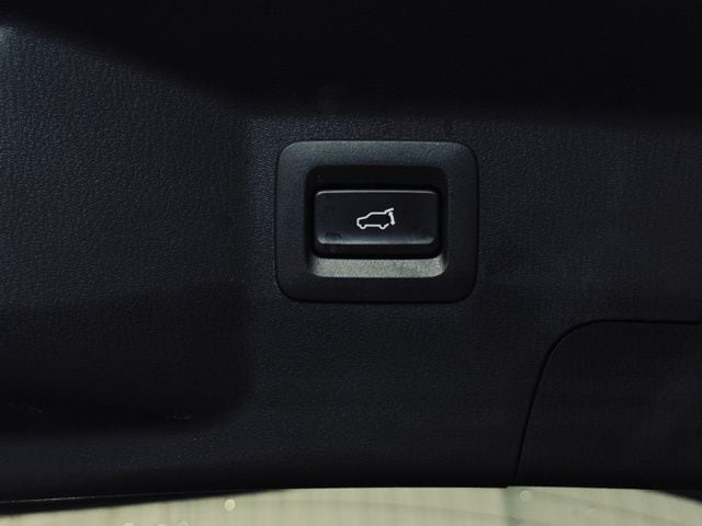 2023 MAZDA CX-9 - Image 12