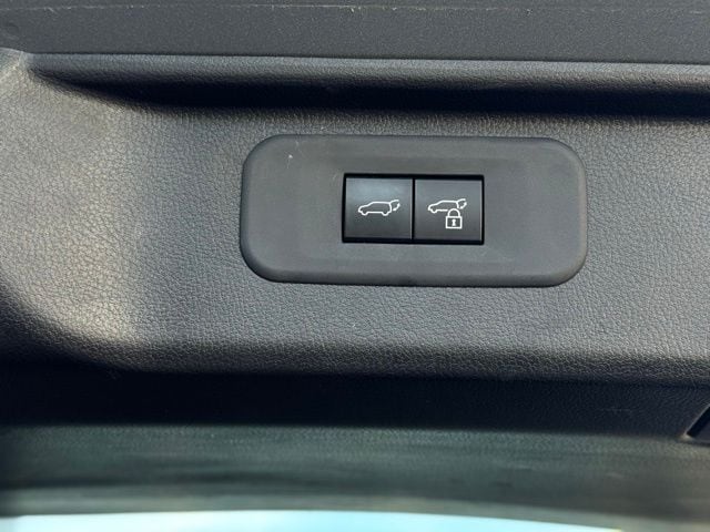 2025 TOYOTA GRAND HIGHLANDER - Image 9