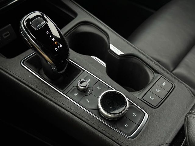 2023 CADILLAC XT4 - Image 28