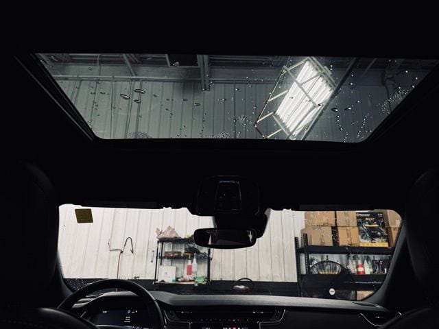 2023 JEEP GRAND CHEROKEE - Image 21