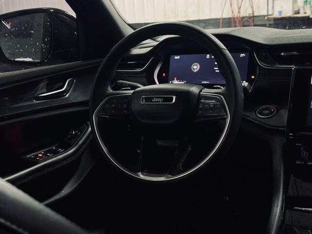 2023 JEEP GRAND CHEROKEE - Image 23