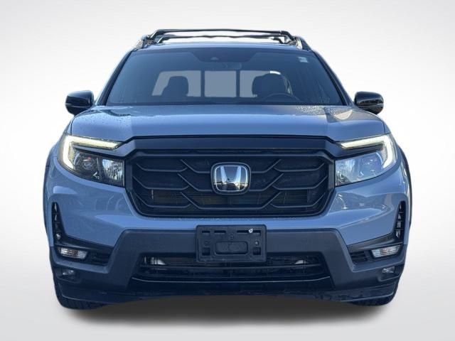 2022 Honda Ridgeline Black Edition photo 2
