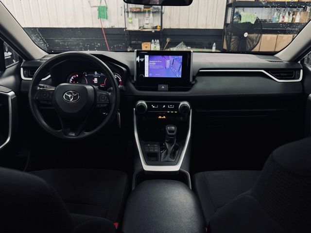 2024 TOYOTA RAV4 - Image 19