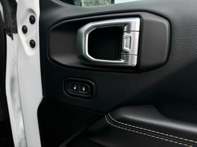 2018 JEEP WRANGLER - Image 16