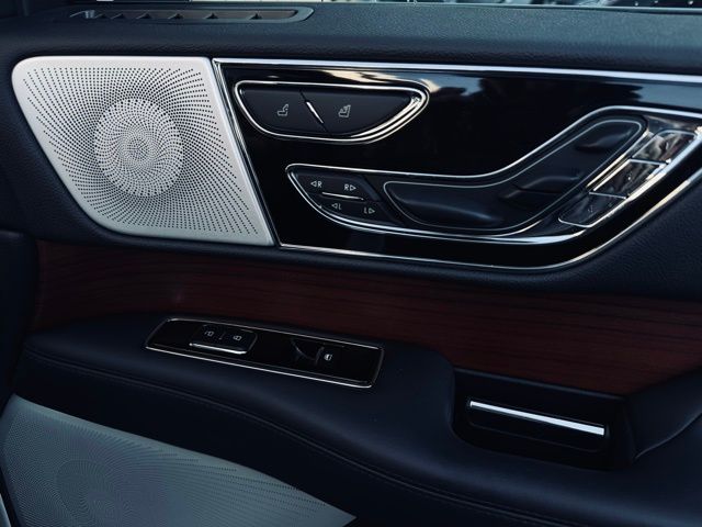 2022 LINCOLN NAVIGATOR - Image 16