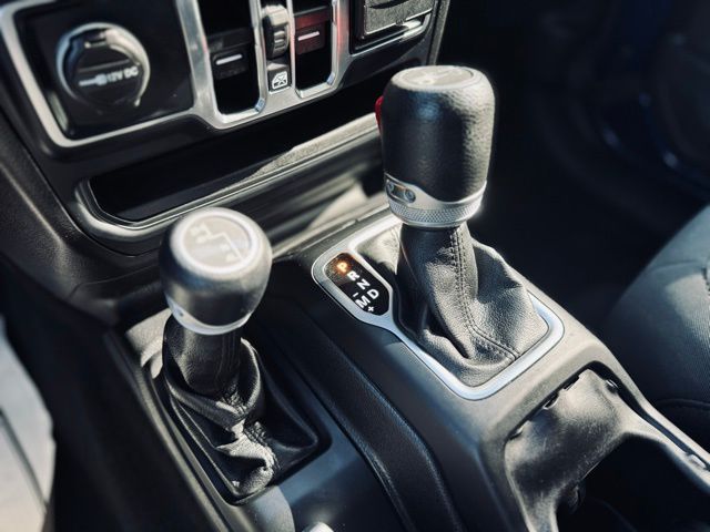 2018 JEEP WRANGLER - Image 27