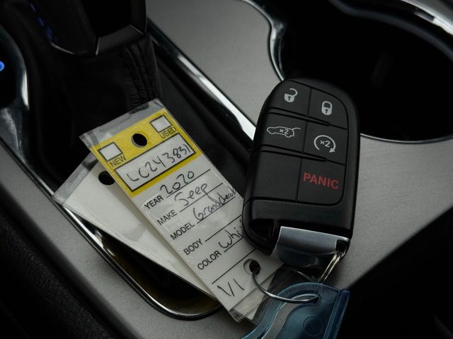 2020 JEEP GRAND CHEROKEE - Image 38