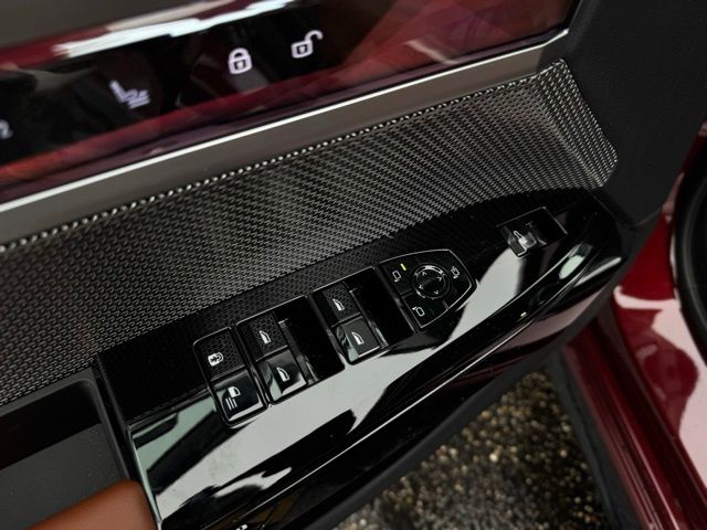 2023 BMW 760I - Image 14