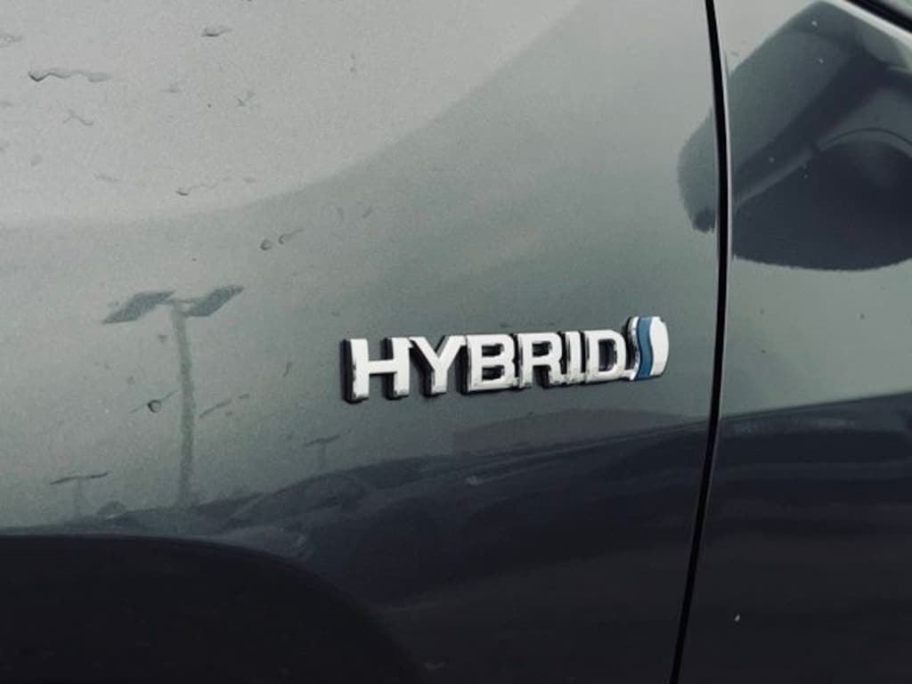 Used 2021 Toyota RAV4 Hybrid LE SUV
