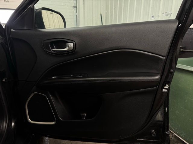 2021 JEEP COMPASS - Image 15