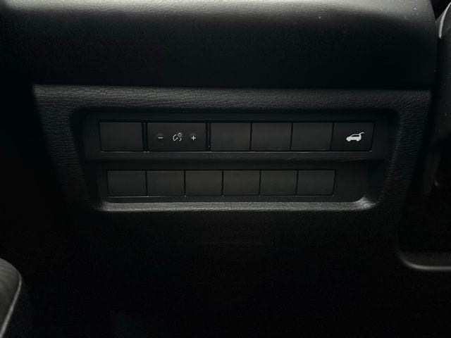 2025 MITSUBISHI OUTLANDER - Image 31