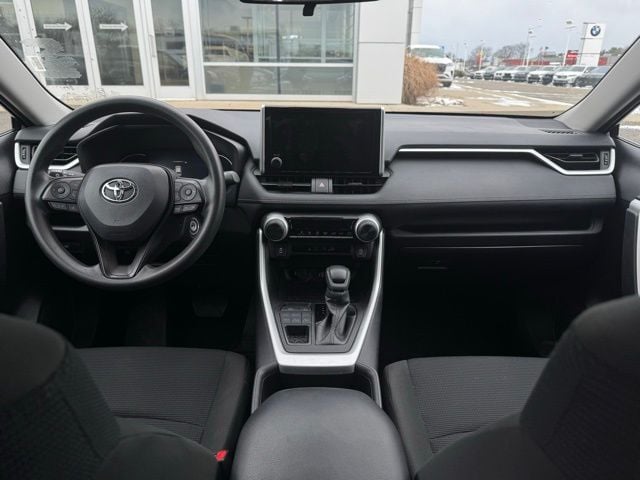 2024 TOYOTA RAV4 - Image 19