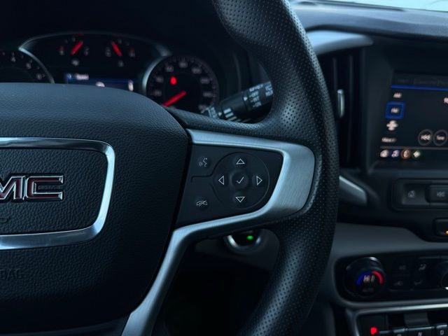 2023 GMC TERRAIN - Image 24
