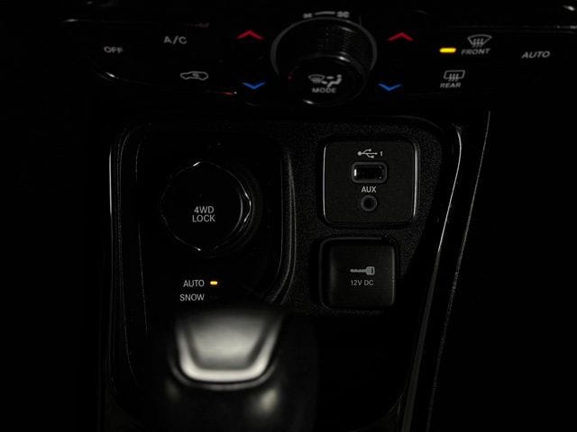 2021 JEEP COMPASS - Image 32