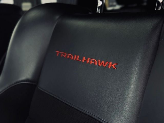 2020 JEEP GRAND CHEROKEE - Image 20