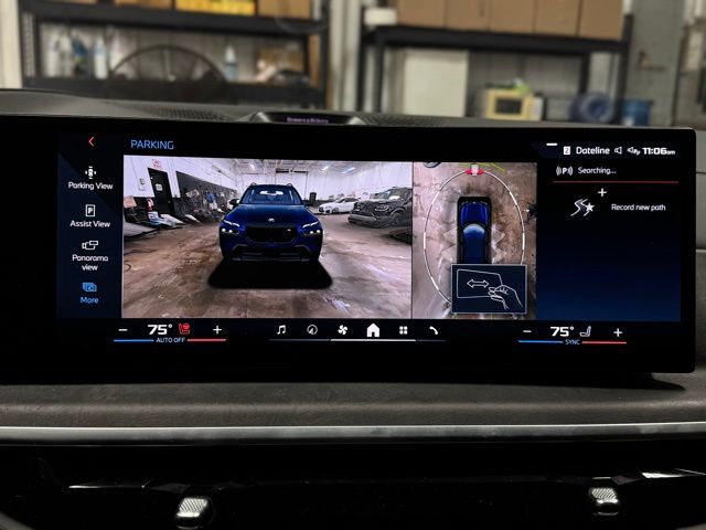 2024 BMW X7 - Image 44