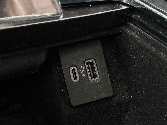 2023 LINCOLN NAUTILUS - Image 33