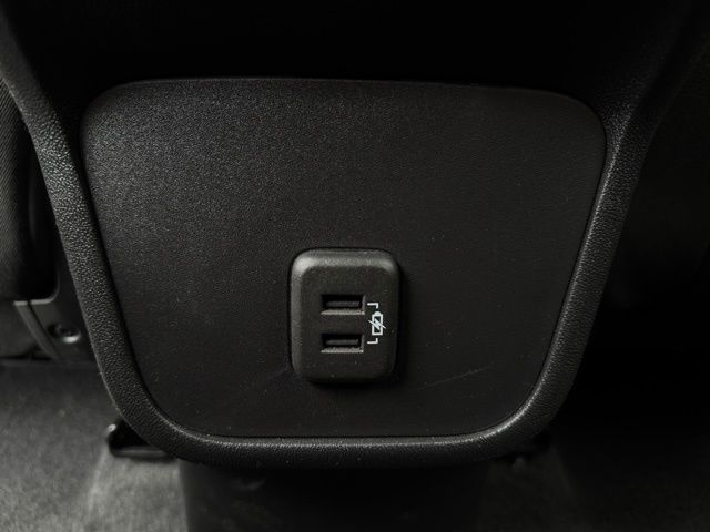 2023 CHEVROLET EQUINOX - Image 21