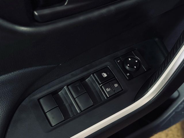 2024 TOYOTA RAV4 - Image 11