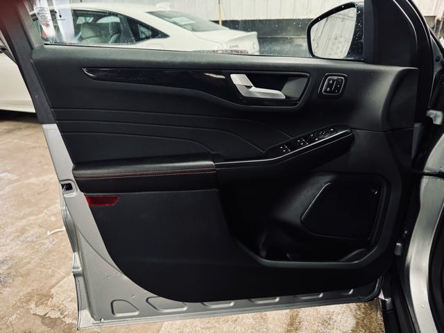 2023 FORD ESCAPE - Image 14