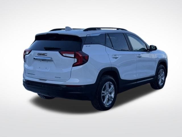 2023 GMC TERRAIN - Image 5