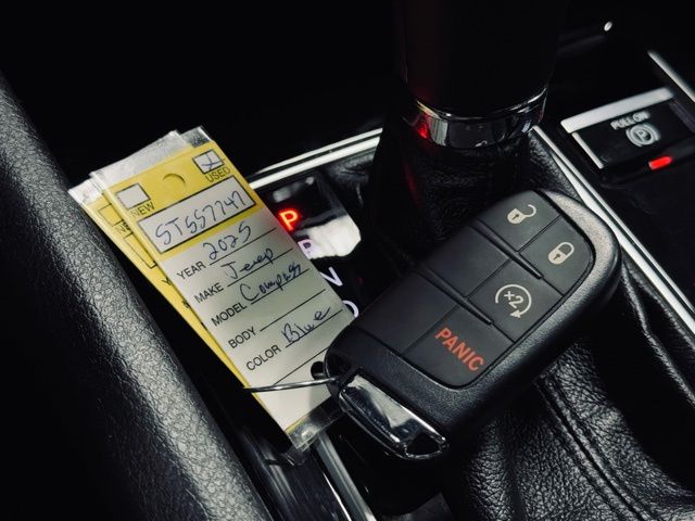 2025 JEEP COMPASS - Image 36