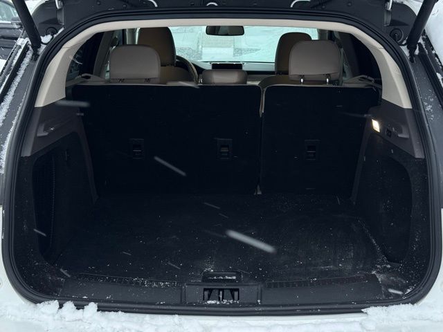 2022 LINCOLN CORSAIR - Image 11