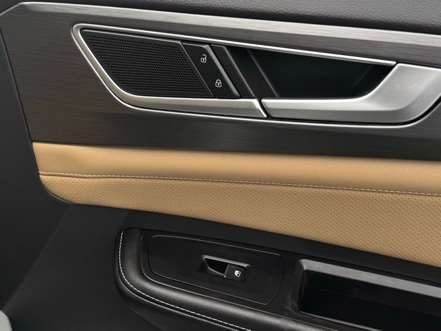 2025 VOLKSWAGEN ATLAS CROSS SPORT - Image 16