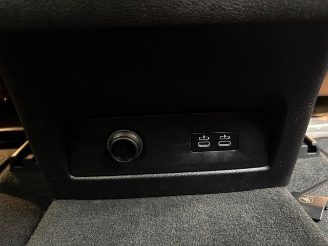 2026 BMW X5 - Image 23