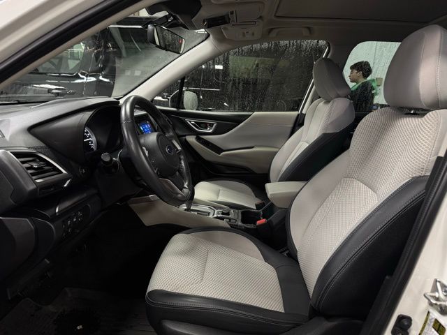 2023 SUBARU FORESTER - Image 17